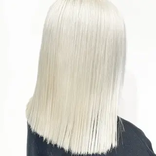 セミロング カラー 原宿 ツヤカラー🫧 ちり🍎のヘアスタイル