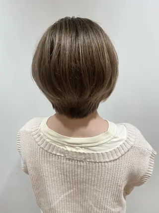 ショート カラー 🐺ウルフ/レイヤー 似合わせ‎🤍沙羅のヘアスタイル