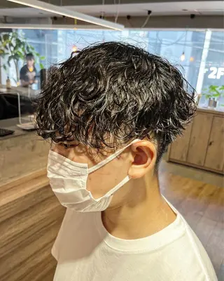 ショート パーマ メンズ メンズ特化美容師 熊田 鼓汰郎のヘアスタイル