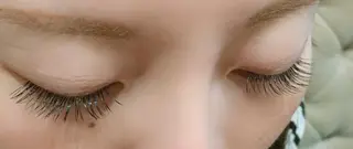 マツエク・マツパ 眉毛まつ毛専門店 uralogeのマツエク・マツパデザイン