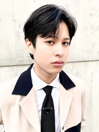 ショート メンズ スパイラルパーマ 🌐hina⭐️のヘアスタイル