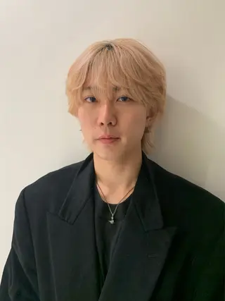 ショート カラー パーマ メンズ [渋谷ブリーチ] 玲弥のヘアスタイル