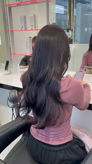 ロング カラー エフェクトブリーチ／ レイヤーカット／翔のヘアスタイル