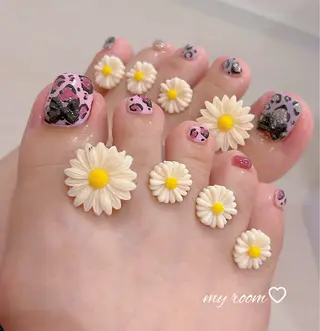 ネイル うるま市サロン Yuko Izawaのネイルデザイン