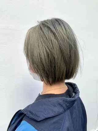 ショート カラー よしだ とおいのヘアスタイル