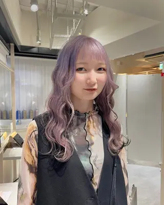 ミディアム デザイン🥇複雑履歴 ハイトーン特化のヘアスタイル