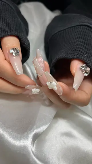 ネイル 𝐧𝐚𝐢𝐥 𝐌𝐢𝐖𝐢𝐢のネイルデザイン