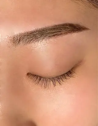 アイブロウ Hau’oli所属・Hau’oli Hirayamaの眉毛・アイブロウイメージ