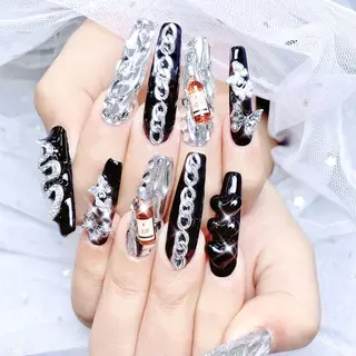 ネイル ❤️‍🔥長さだし専 門❤️‍🔥C&Bのネイルデザイン