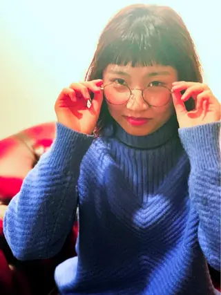 ミディアム ヤノ ナオミのヘアスタイル