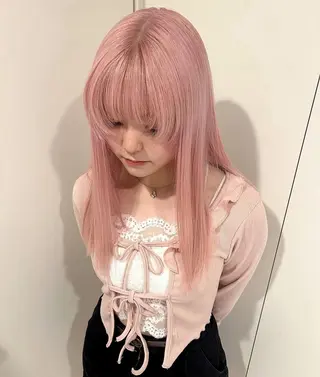 ロング PELE アネックス梅田茶屋町店所属・PELE ハイトーン RIMUのヘアスタイル