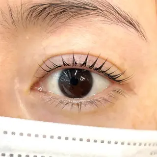 マツエク・マツパ Ravicils【ラヴィシル】所属・宮永あゆ まつげパーマ/美眉のマツエク・マツパデザイン