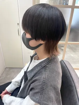 ミディアム カラー EMANON新宿南口所属・🦄中性ウルフ ☁️Shiori🦄のヘアスタイル