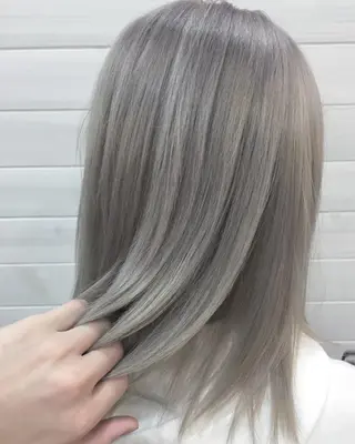 セミロング カラー ヘアアレンジ 韓国/ハイトーン/ ボブ🎀MIKU🎀のヘアスタイル