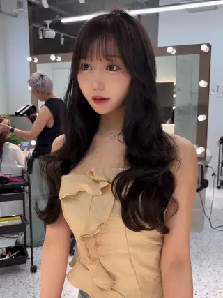 セミロング カラー 【美髪矯正) 縮毛矯正吉村　清志のヘアスタイル
