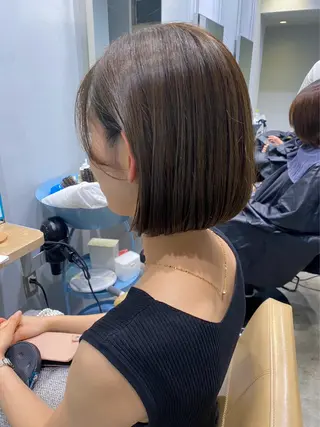 ショート カラー -さたけ たつき-のヘアスタイル