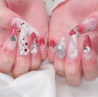 ネイル Lina所属・Lina Nail Salonのネイルデザイン