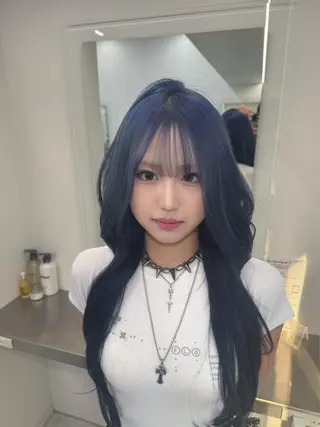 ロング カラー 韓国暗髪🩶レイヤー 🩶hayatoのヘアスタイル