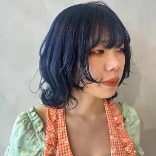 ミディアム カラー デザインカラー/パー マ🦖外岡咲希🦖のヘアスタイル