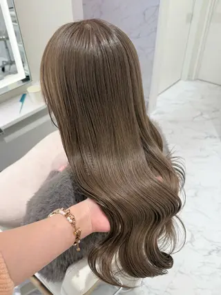 セミロング カラー ParveMix 🌝🫧山本 玲南のヘアスタイル