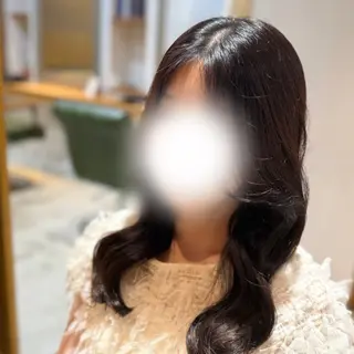 セミロング misaki アシスタント🎀のヘアスタイル