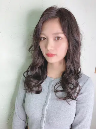 セミロング 深沢 秀のヘアスタイル