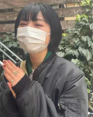 ショート レイヤーカット/ 透明感カラーmikuのヘアスタイル