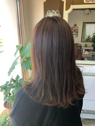 ロング カラー ストウ ナナエのヘアスタイル