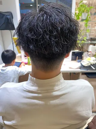 ショート パーマ メンズ 🩵波巻き/ツイスパ HARU💎のヘアスタイル