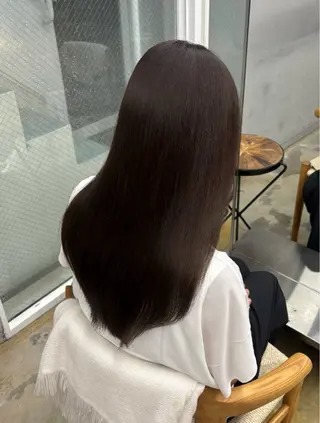 ロング カラー nude所属・𝐀𝐦𝐞𝐫𝐢 /透明感カラーのヘアスタイル