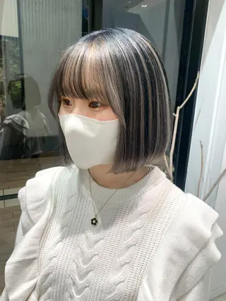 ショート カラー ヘアアレンジ yuka .のヘアスタイル