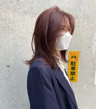 ミディアム カラー ボブ／レイヤー／艶 🦕risa  森下のヘアスタイル