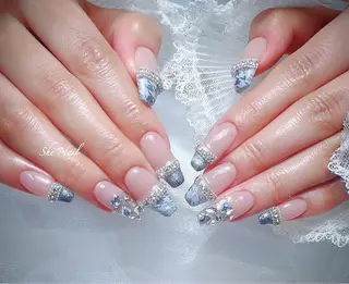 ネイル She   Nail所属・ISA_ BELLAのネイルデザイン