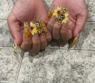 ネイル 【やり放題専門店】 スカルプ&長さ出しのネイルデザイン