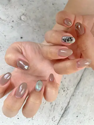 ネイル Rena-ju キャサディのネイルデザイン