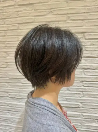 ショート 前平 友慈のヘアスタイル