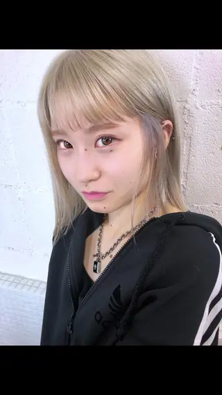 ショート カラー 山本 芳喜のヘアスタイル