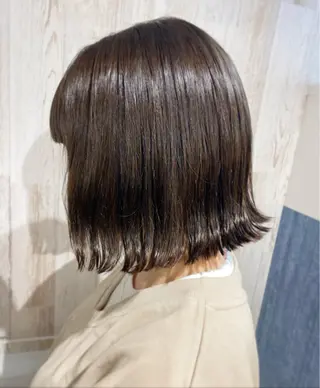 ショート カラー 大場 優のヘアスタイル