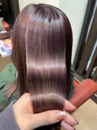 ミディアム 水谷 菜央のヘアスタイル