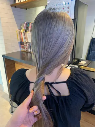 ロング カラー scene.池袋所属・scene. haraのヘアスタイル