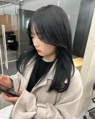 ミディアム カラー カラー系/カット特化 🟠オオタキマサシのヘアスタイル