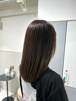 セミロング カラー LOVEST OIKE所属・LOVEST  井上 亜未/ 暖色のヘアスタイル