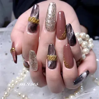 ネイル MUSES  NAIL  SALON所属・MUSES ネイルのネイルデザイン