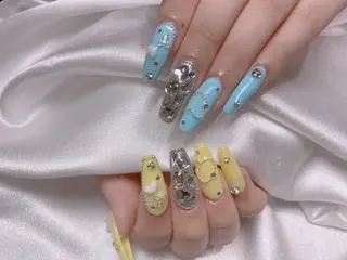 ネイル M2ネイルサロン【長さ出し&フィルイン導入店】所属・長さ出し専門店 RIRIのネイルデザイン