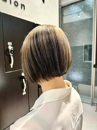 ショート SALOWIN心斎橋Suite店所属・ブリーチ毛にもできる 縮毛矯正|鷹司郎のヘアスタイル