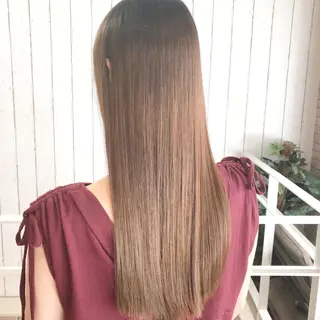 ロング MiU所属・韓国×髪質改善×美髪 縮毛矯正×レイヤーのヘアスタイル