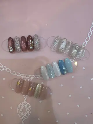 ミディアム ネイルサロンキューティプティ所属・アワ ネイル池袋のネイルデザイン