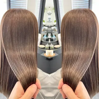ロング PERFECTION【パーフェクション】所属・N ミジーのヘアスタイル
