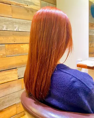 ミディアム カラー 三戸 修平のヘアスタイル