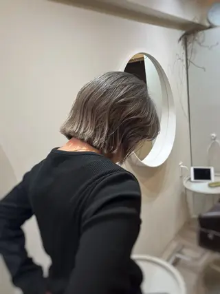 ショート カラー 下石怜子/レイヤー/ 透明感カラーのヘアスタイル